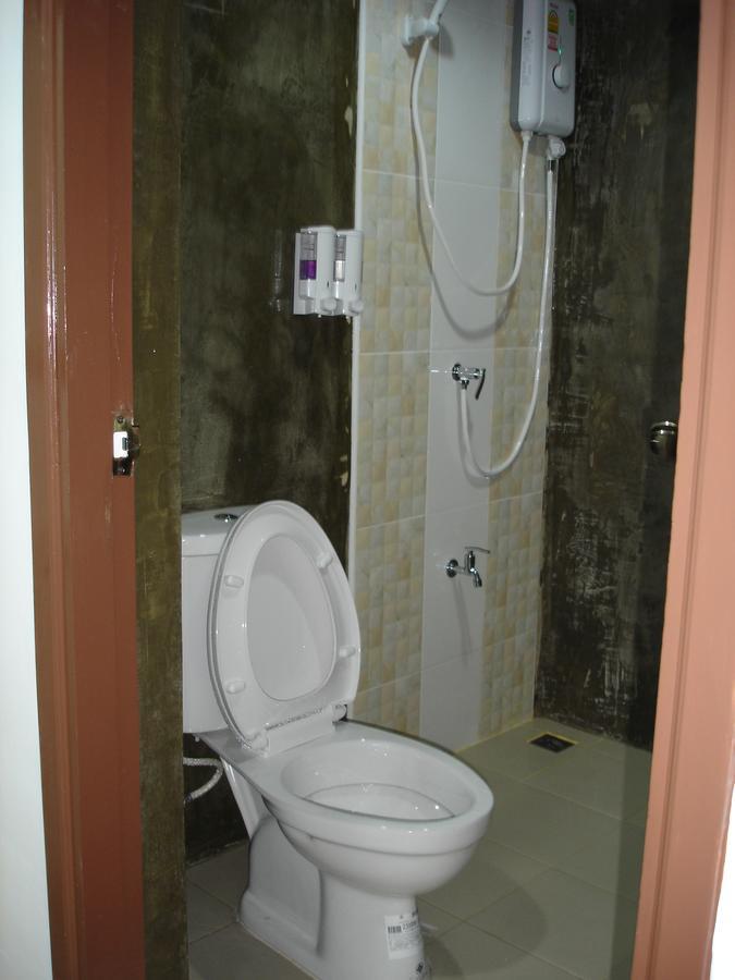 Rak Khun Hostel Chiang Mai Exterior foto