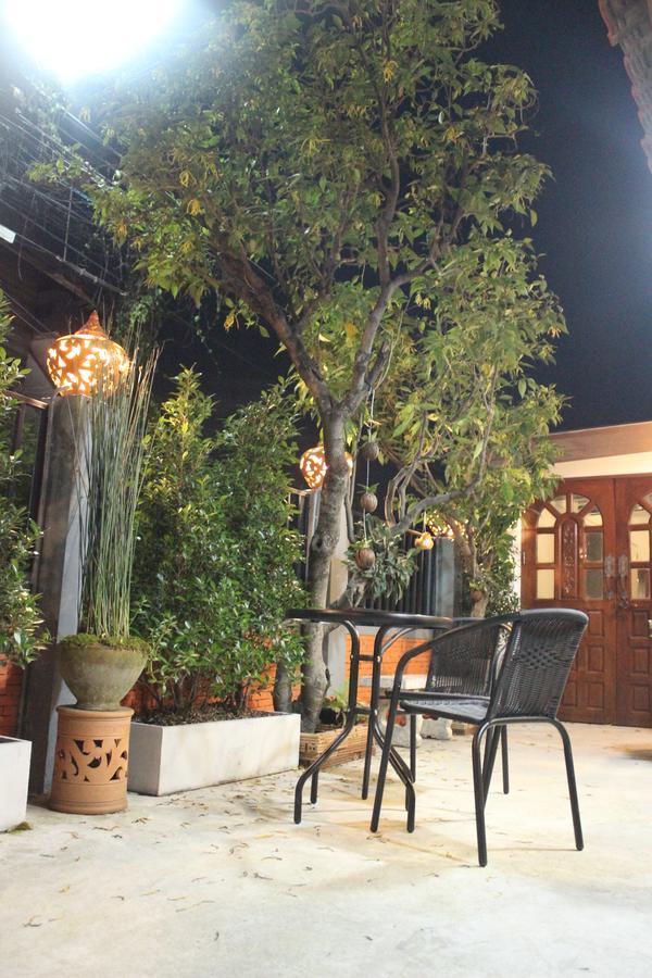 Rak Khun Hostel Chiang Mai Exterior foto